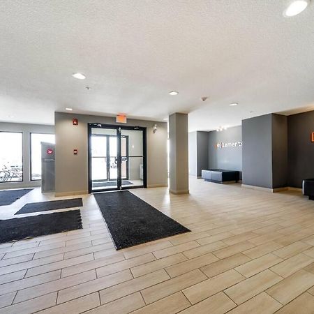 Bright Luxe Condo, Ac, Top Floor, King Bed, Balcony! Edmonton Dış mekan fotoğraf
